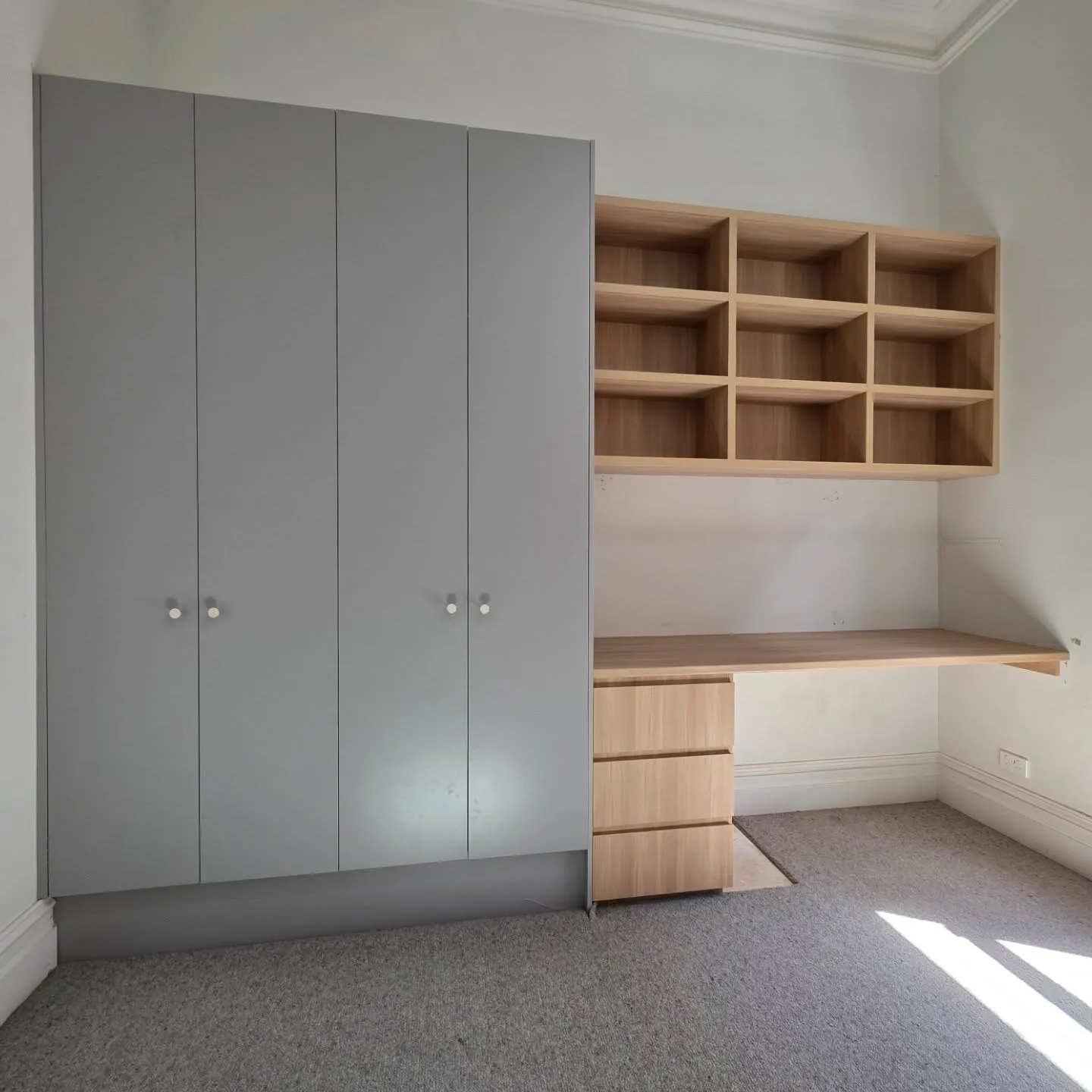 Tasmania Oak woodmatt desk and storage area in Ascot Vale